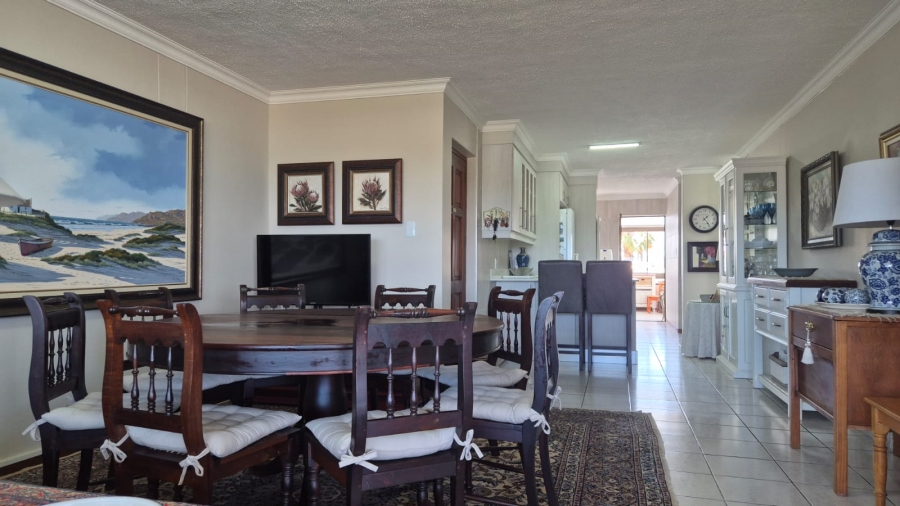 2 Bedroom Property for Sale in Stilbaai Wes Western Cape